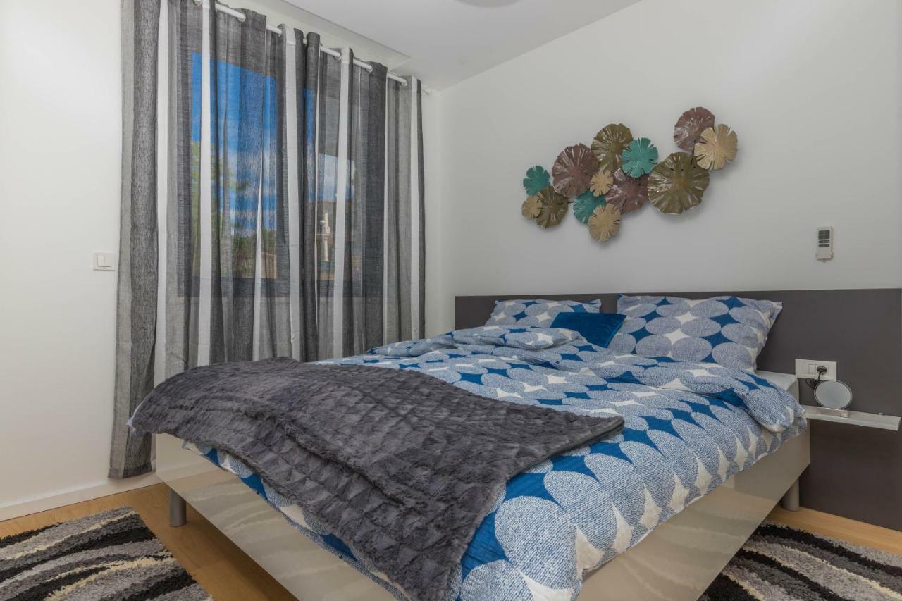 Apartments Tatjana Selce Exteriér fotografie